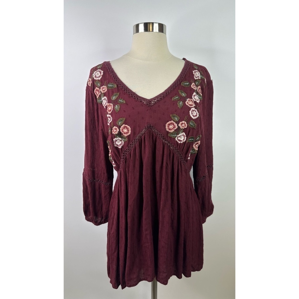 Arizona Jean Co. Floral Embroidered V-Neck Long Sleeve Top